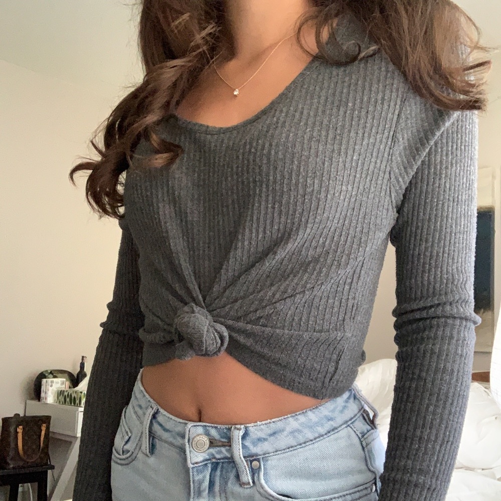 Brandy Melville ribbed sweater